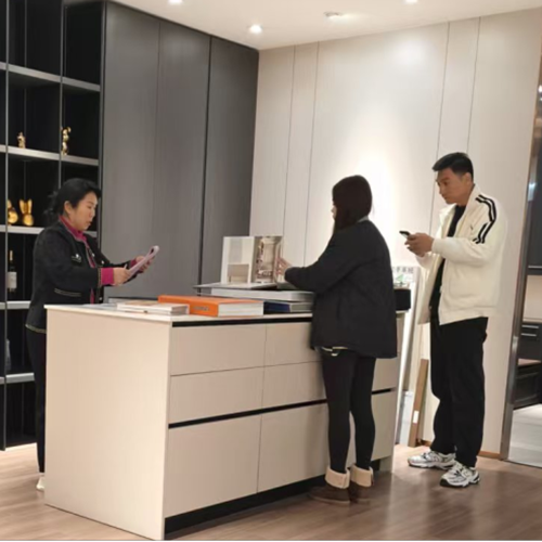 誰能想到？偏僻無客流的門店，靠兔寶寶新零售逆風(fēng)翻盤！